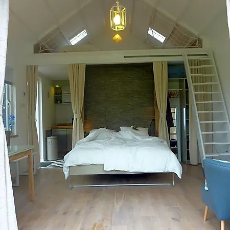 B&B Bloom Bed & Breakfast